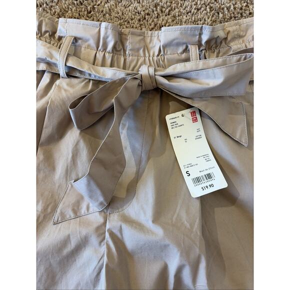 Uniqlo Beige HIgh Rise Belted Cotton Spandex Pull On Shorts Womens Small NEW NWT - Picture 4 of 7